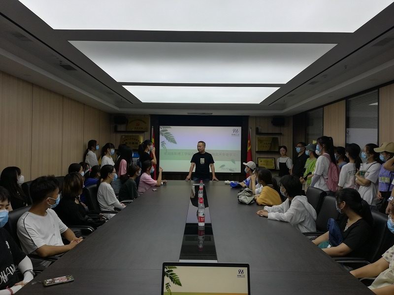 学生2 - 副本.jpg